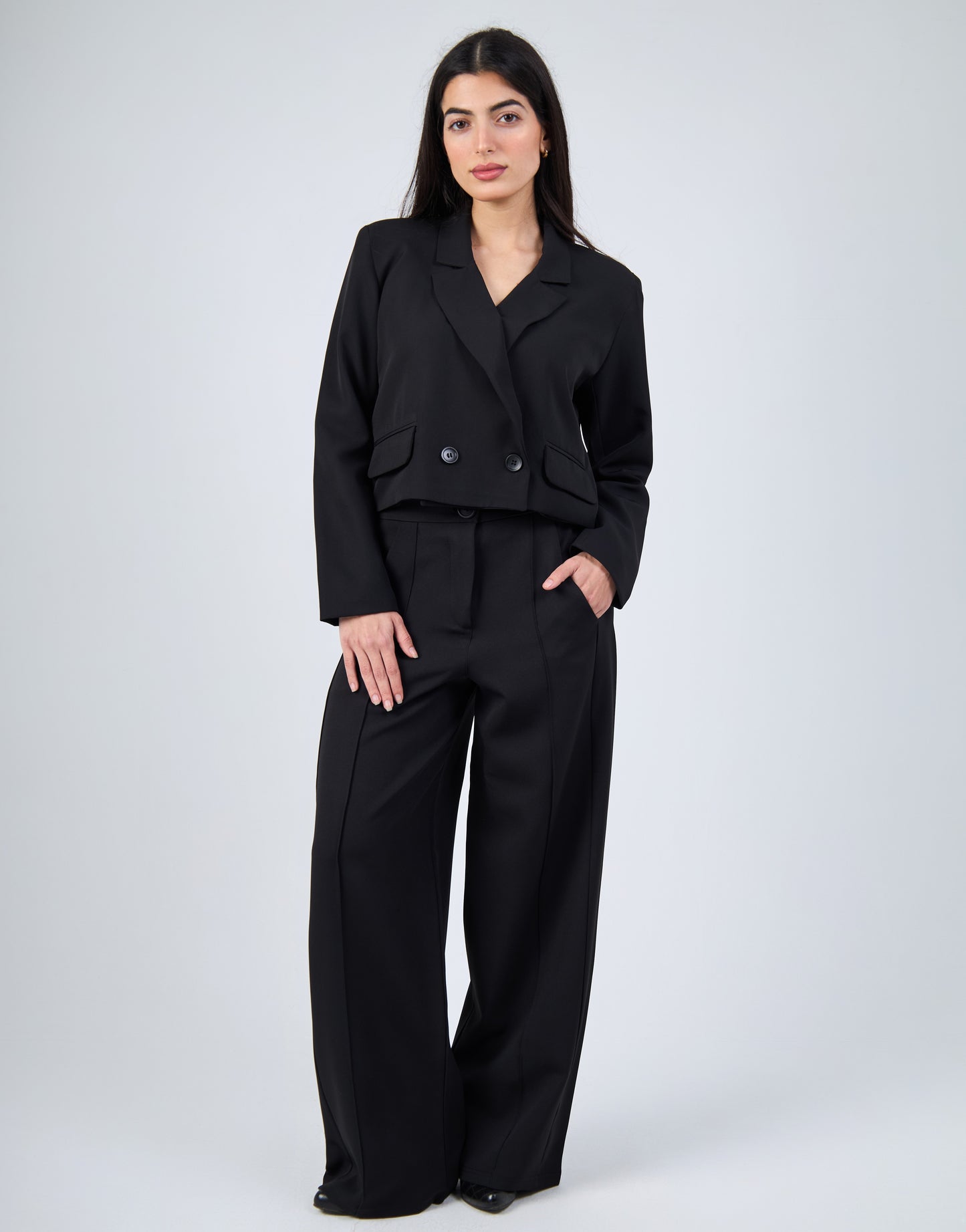 Formal Cropped Blazer With Two Buttons In Black