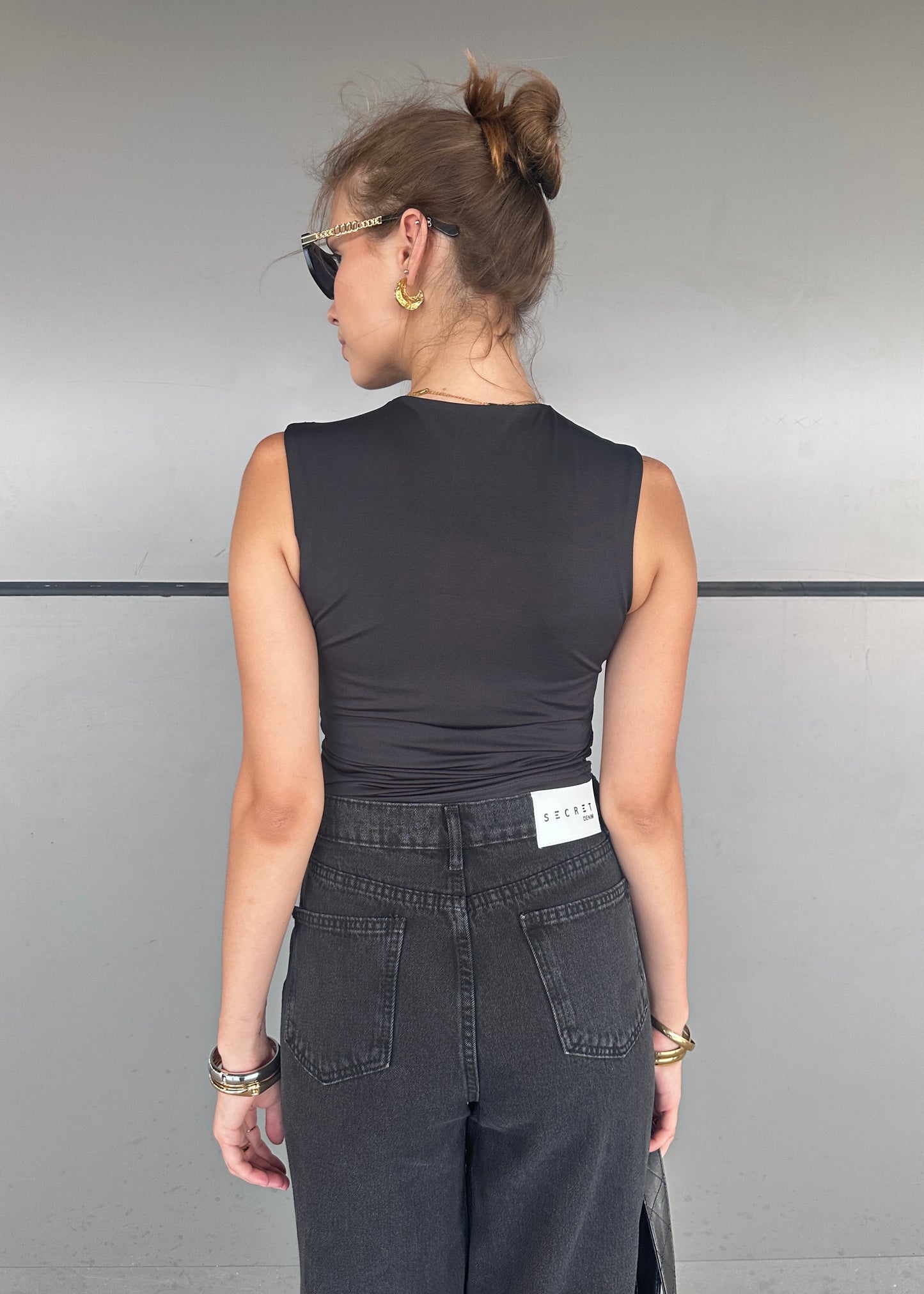 Draped Shoulder Tank In Black