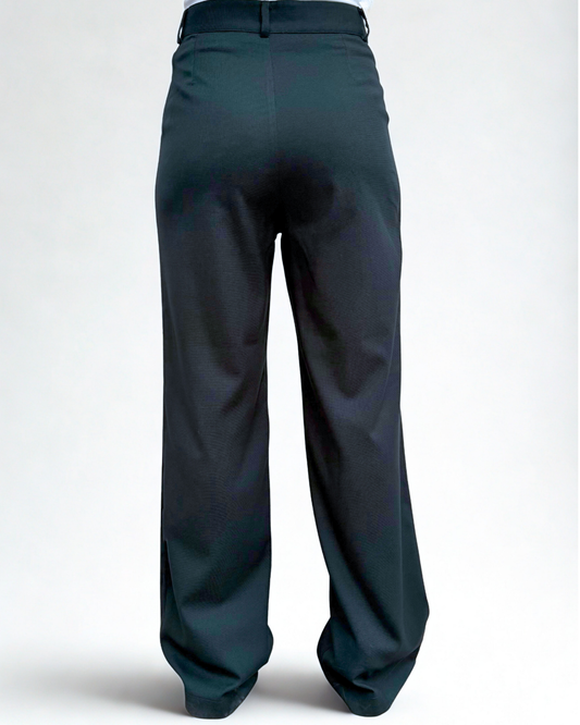 The Essential Pants In Emerald Green