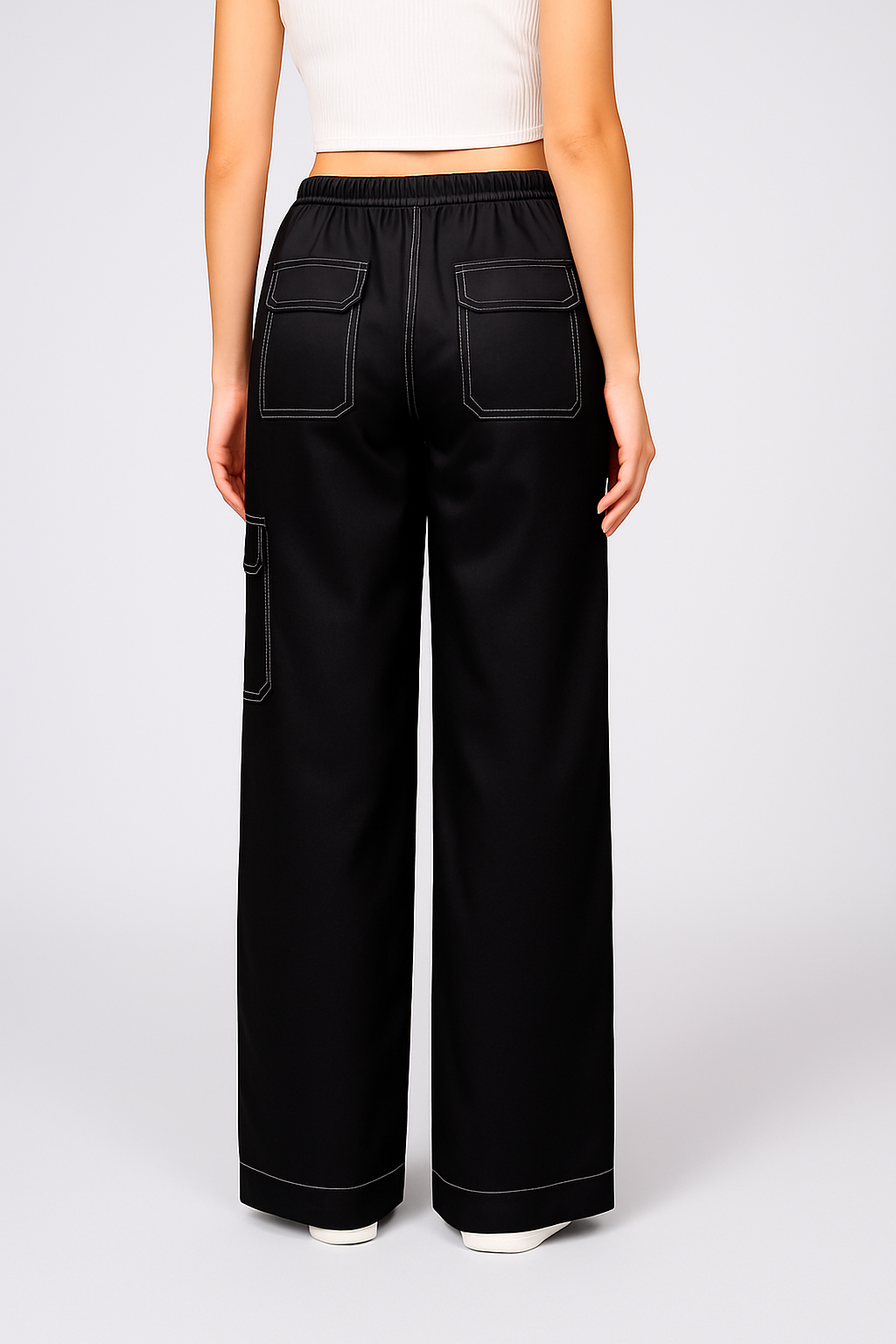 Satin Trousers With Two Pockets In Black