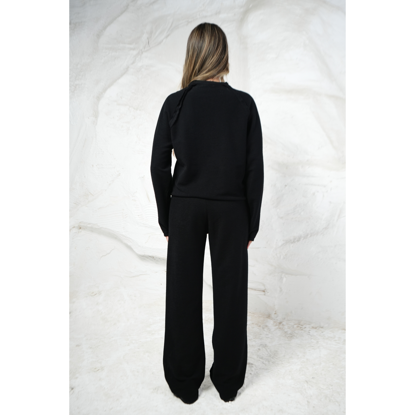OverSized Bold Lines Sweatshirt In Black
