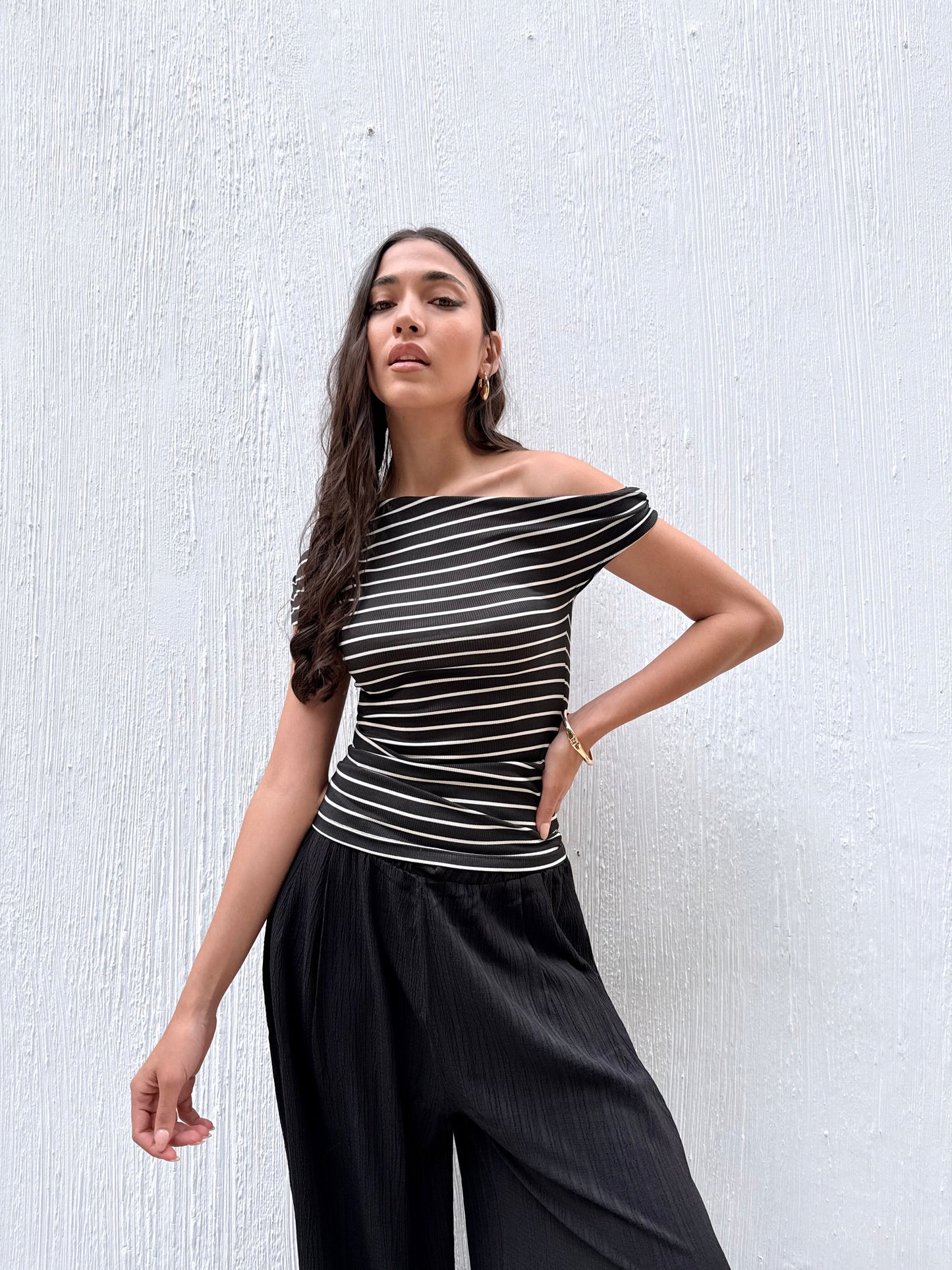 Outline Stripe Top In Black