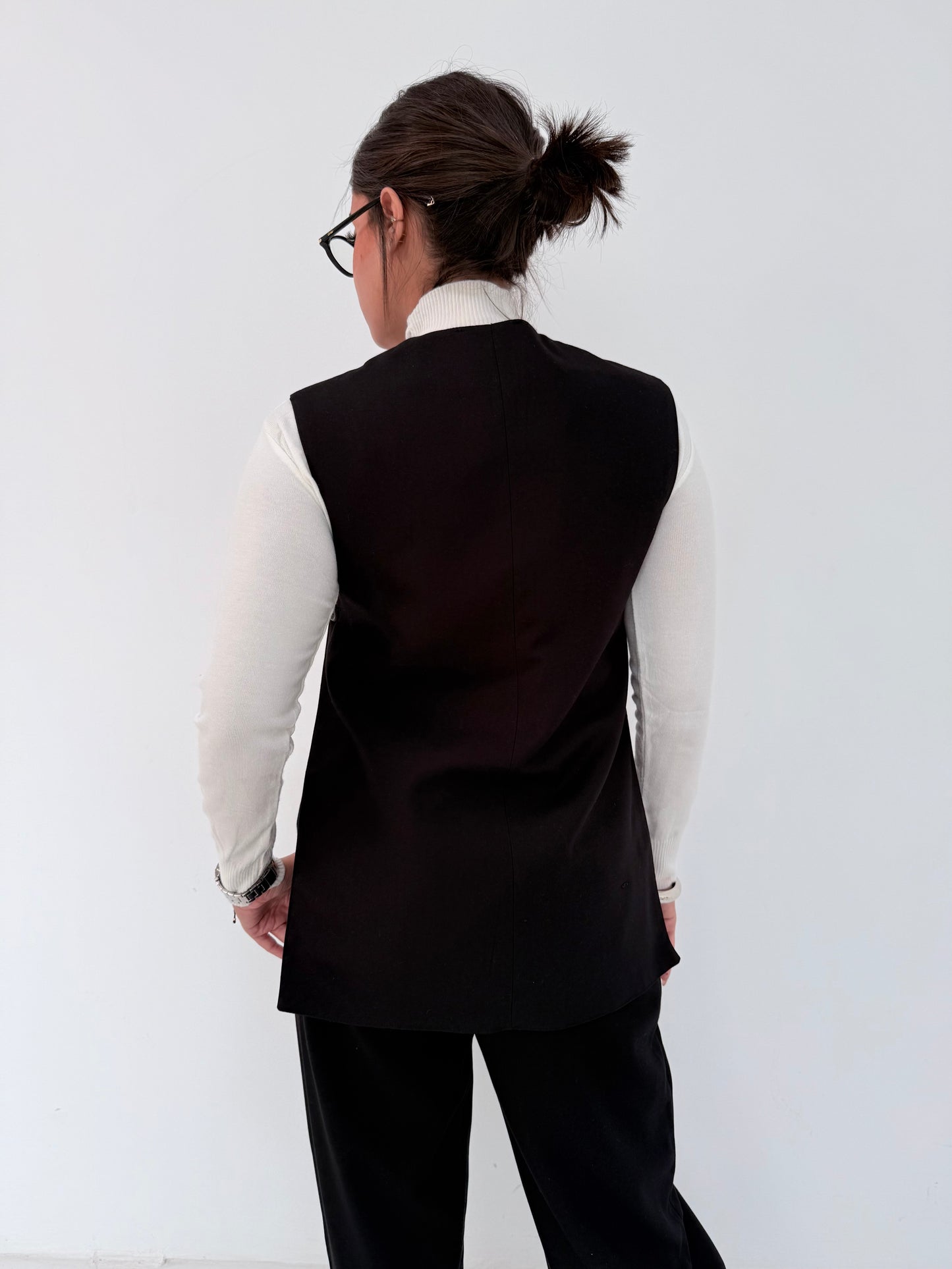 Sleek Mode Vest