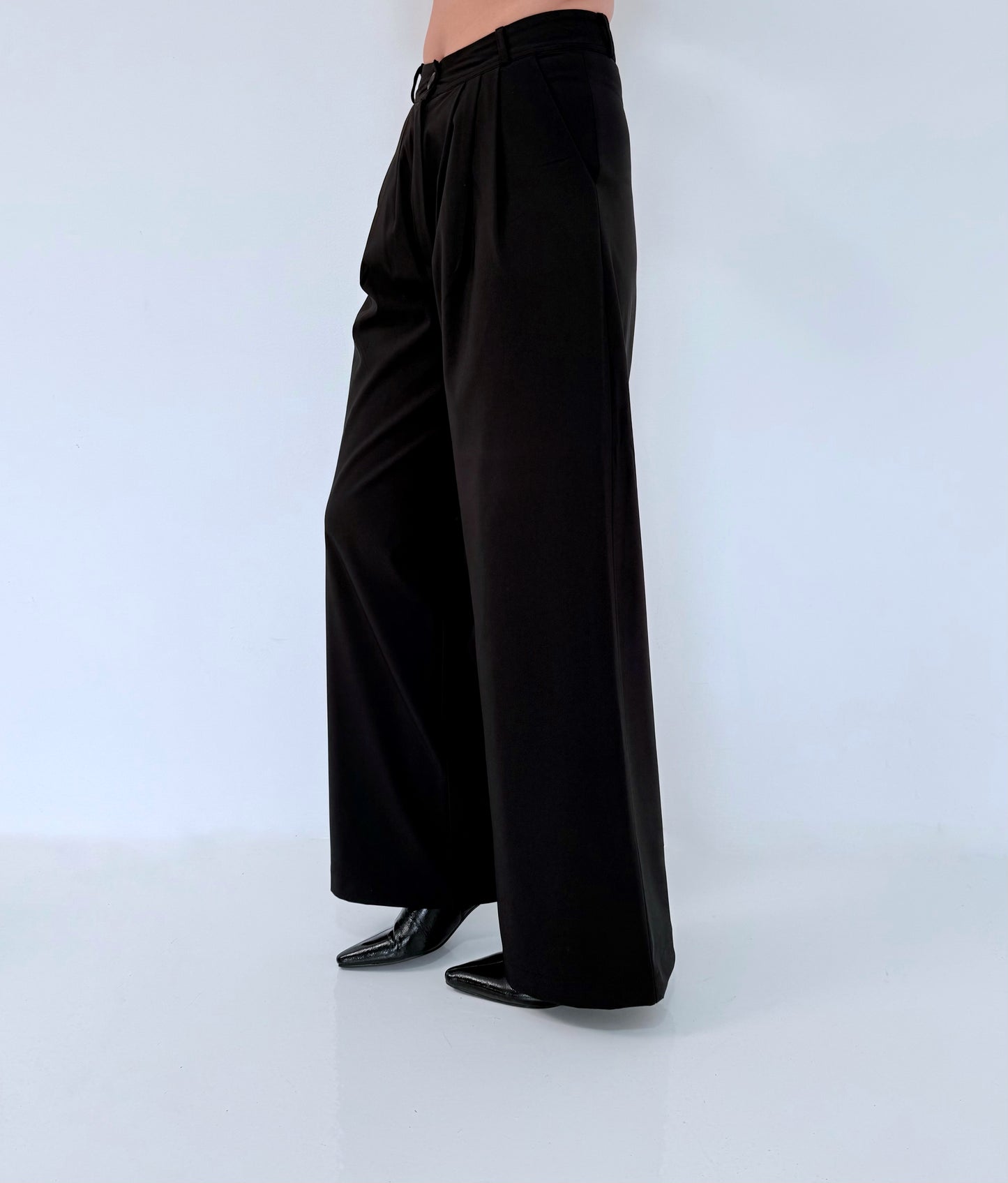 City Line Pants In Black