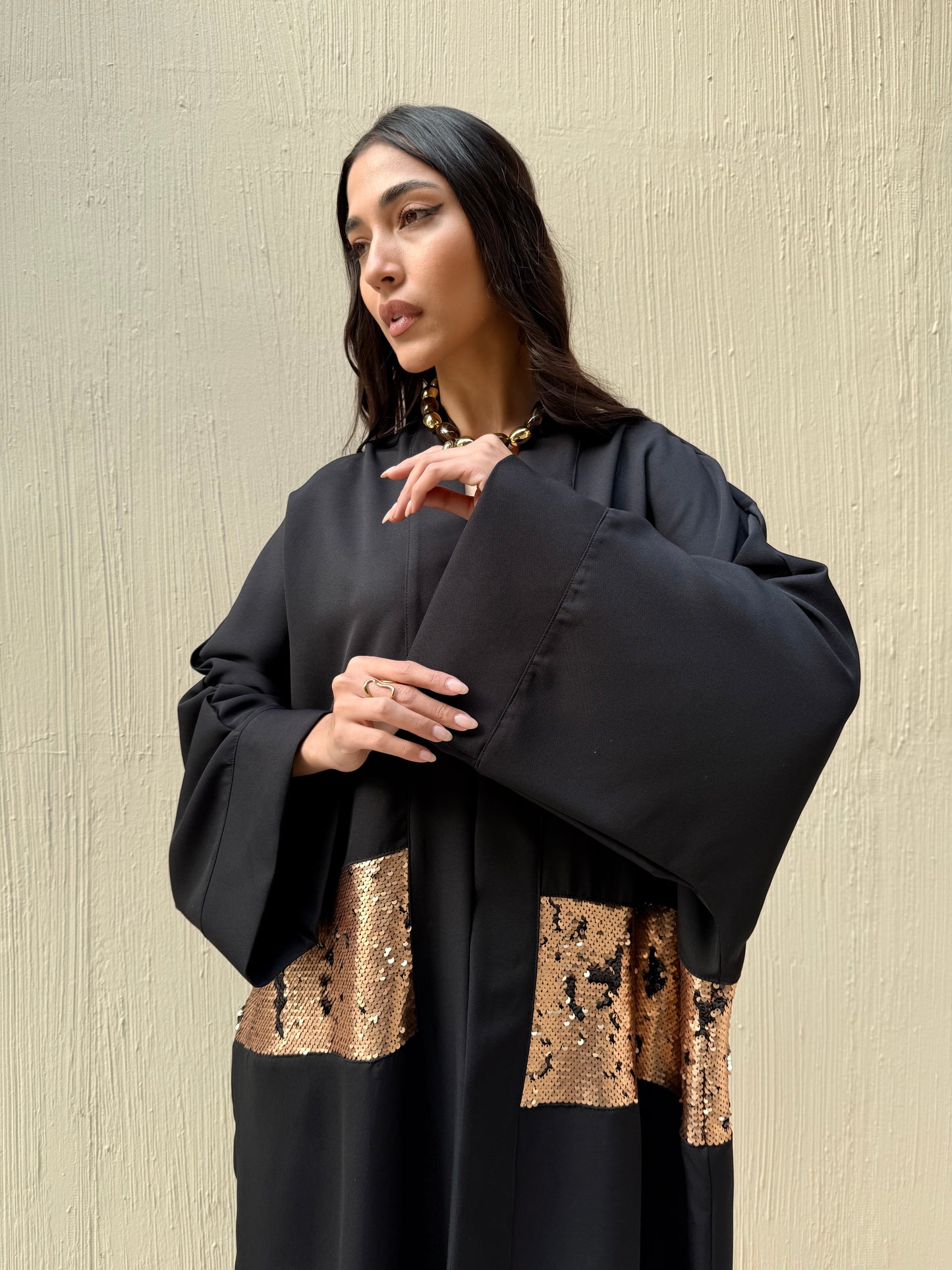 Gilded Line Kaftan In Black