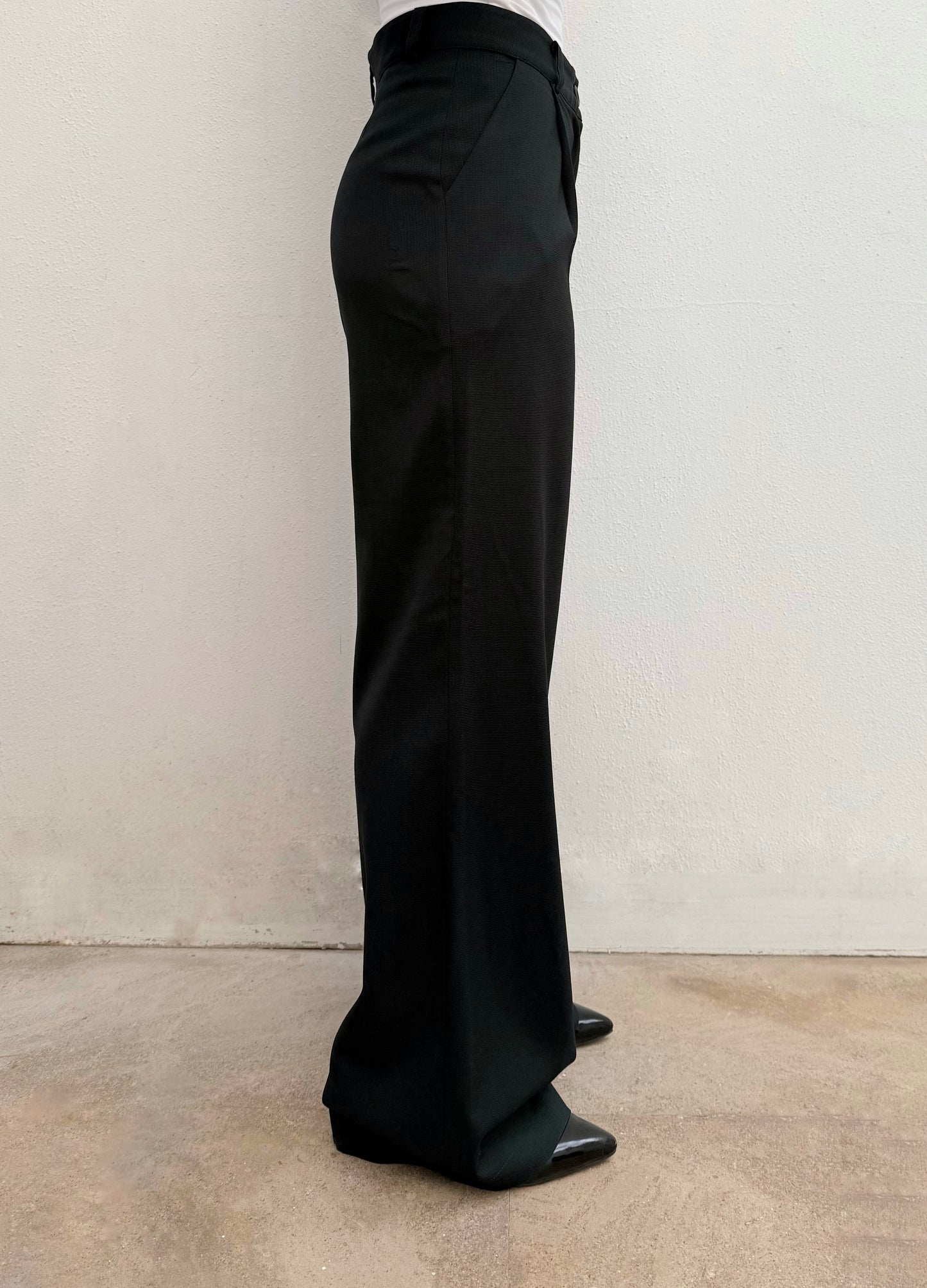 The Essential Pants In Emerald Green