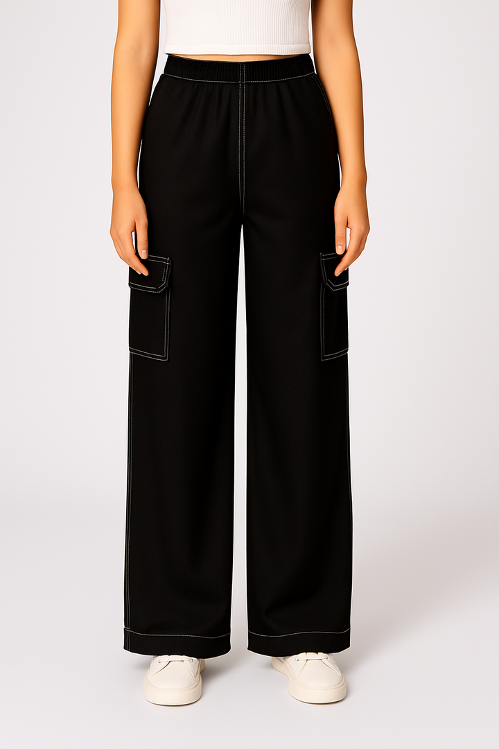 Satin Trousers With Two Pockets In Black